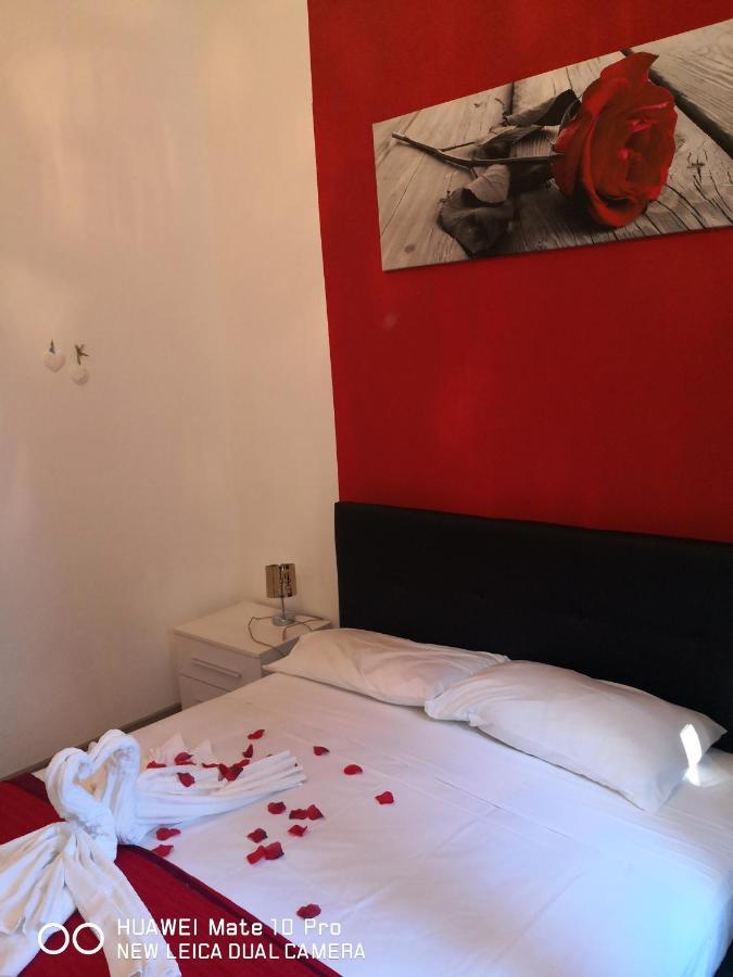Trastevere Four Seasons Glorioso Rome Exterior photo